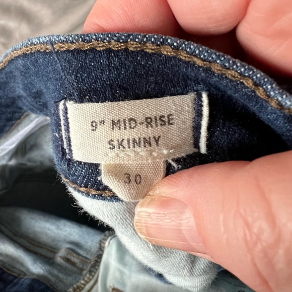 Madewell mid Rise Skinny 9” - Picture 3 of 6